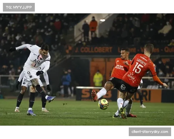 洛里昂1比0小胜里昂 帕吉一锤定音助球队取宝贵三分